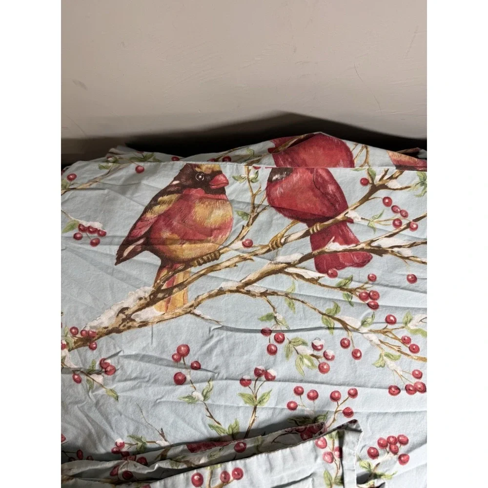 Pottery Barn Cardinal Red Birds Winter Berry  Queen Duvet Cover & 2 Pillowcases